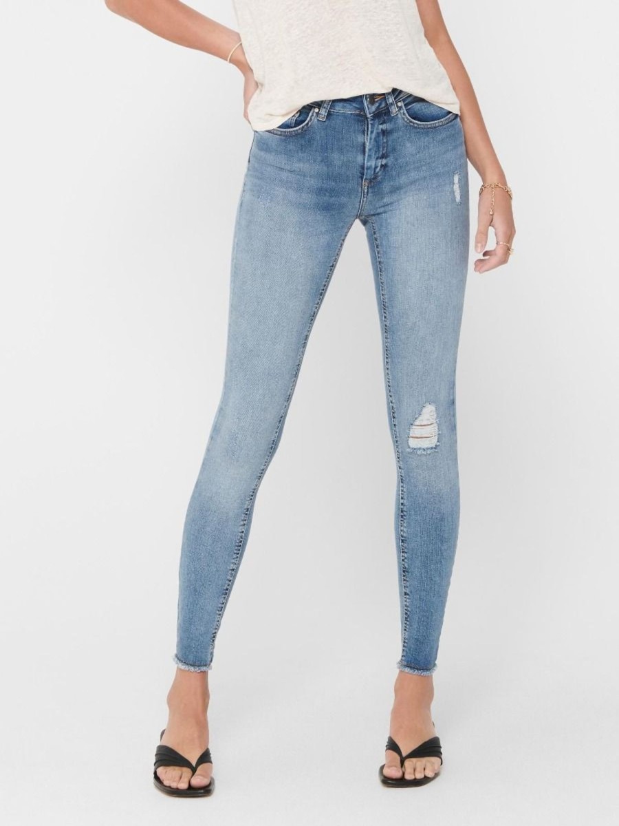 Zebra a Puà Onlblush Mid Sk Ank Raw Jeans Light Blue Denim Jeans